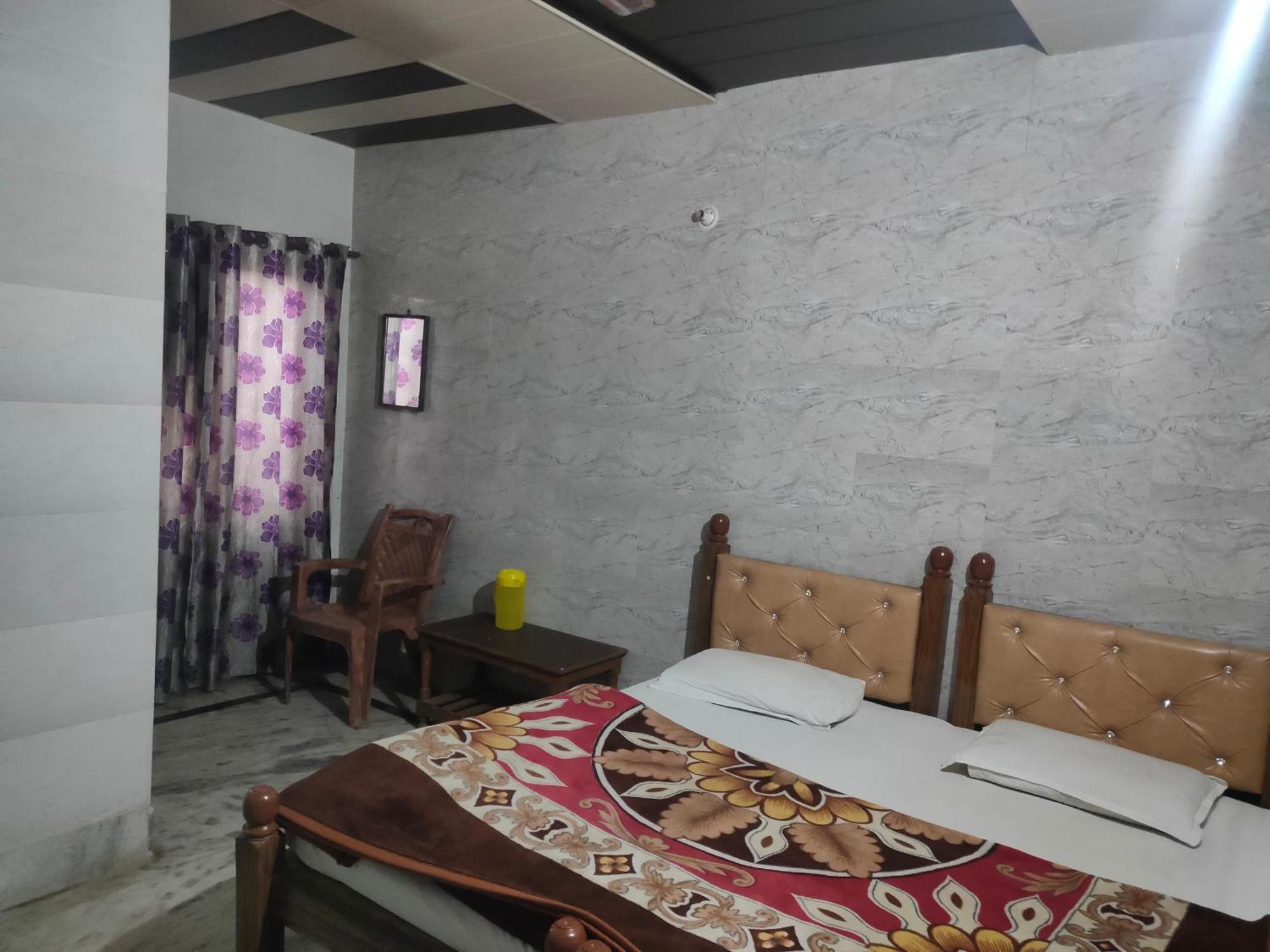 Sgh Guest House 马图拉 外观 照片