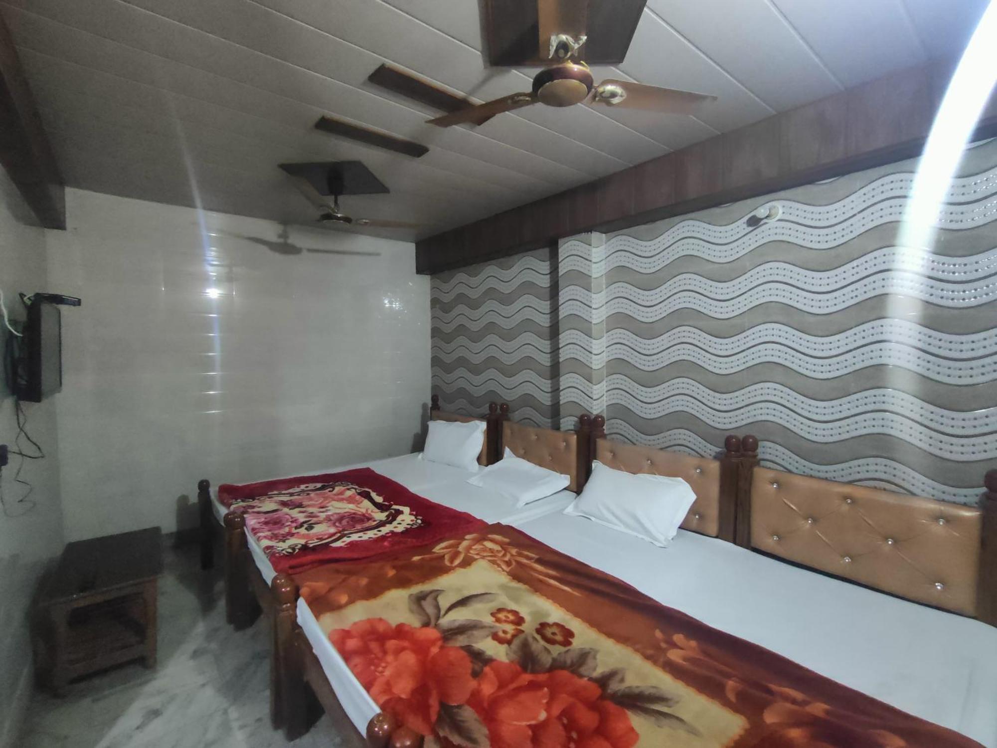 Sgh Guest House 马图拉 外观 照片